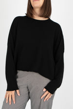 Capra Studio Una Short Pullover