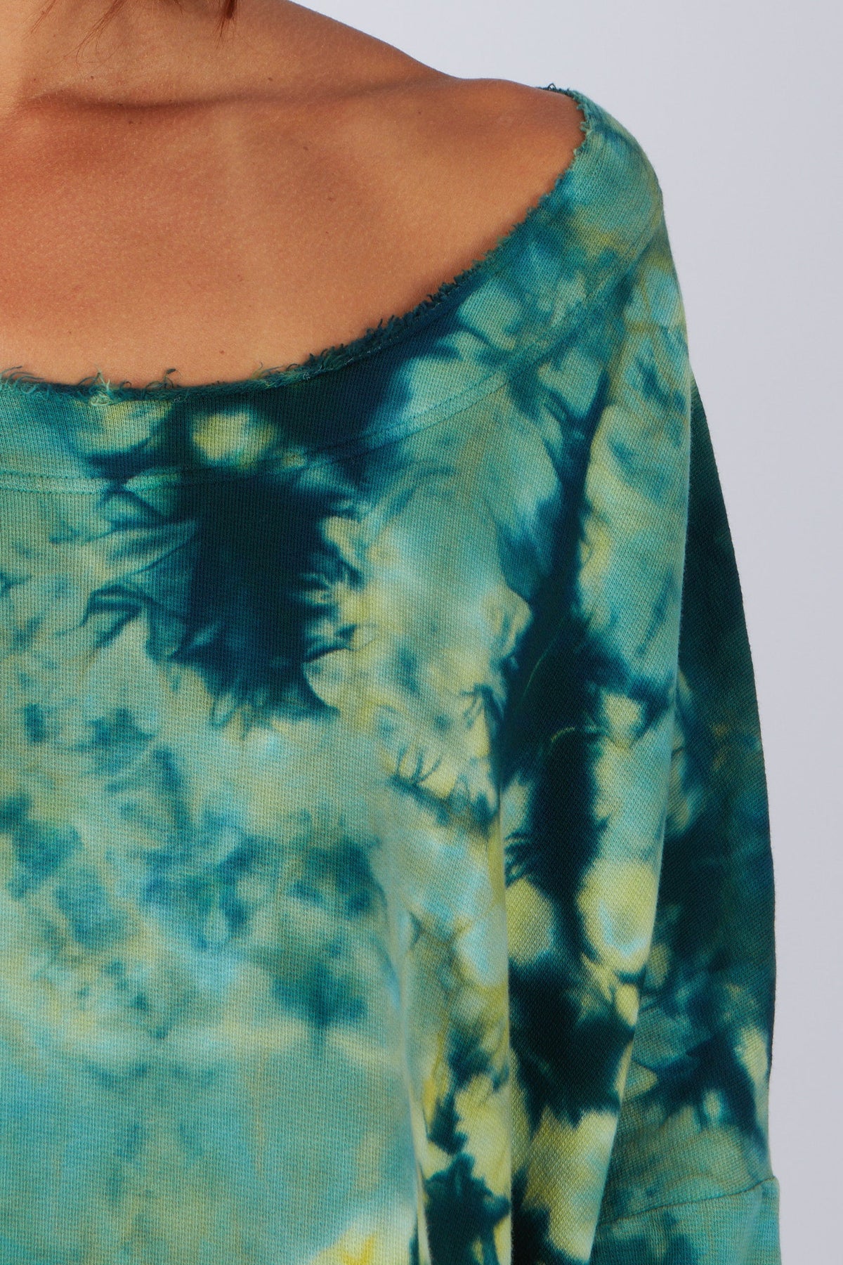 Estudio Viva Sofia Tie Dye Sweatshirt (Seafoam Tie Dye)