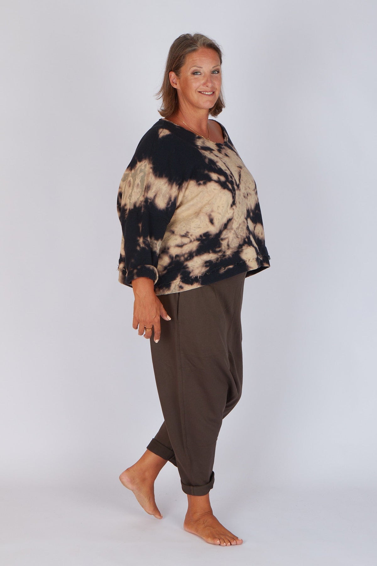 Estudio Viva Sofia Tie Dye Sweatshirt (Black Tie Dye)