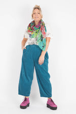 Walkers.Style Barrel Kingfisher Trousers