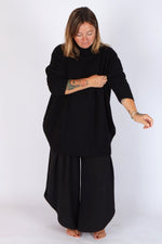 Capra Studio Juno Pullover