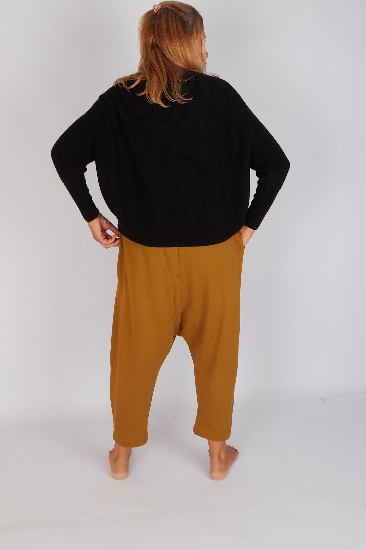 Capra Studio Leni Short Pullover (New Season Aug 26)
