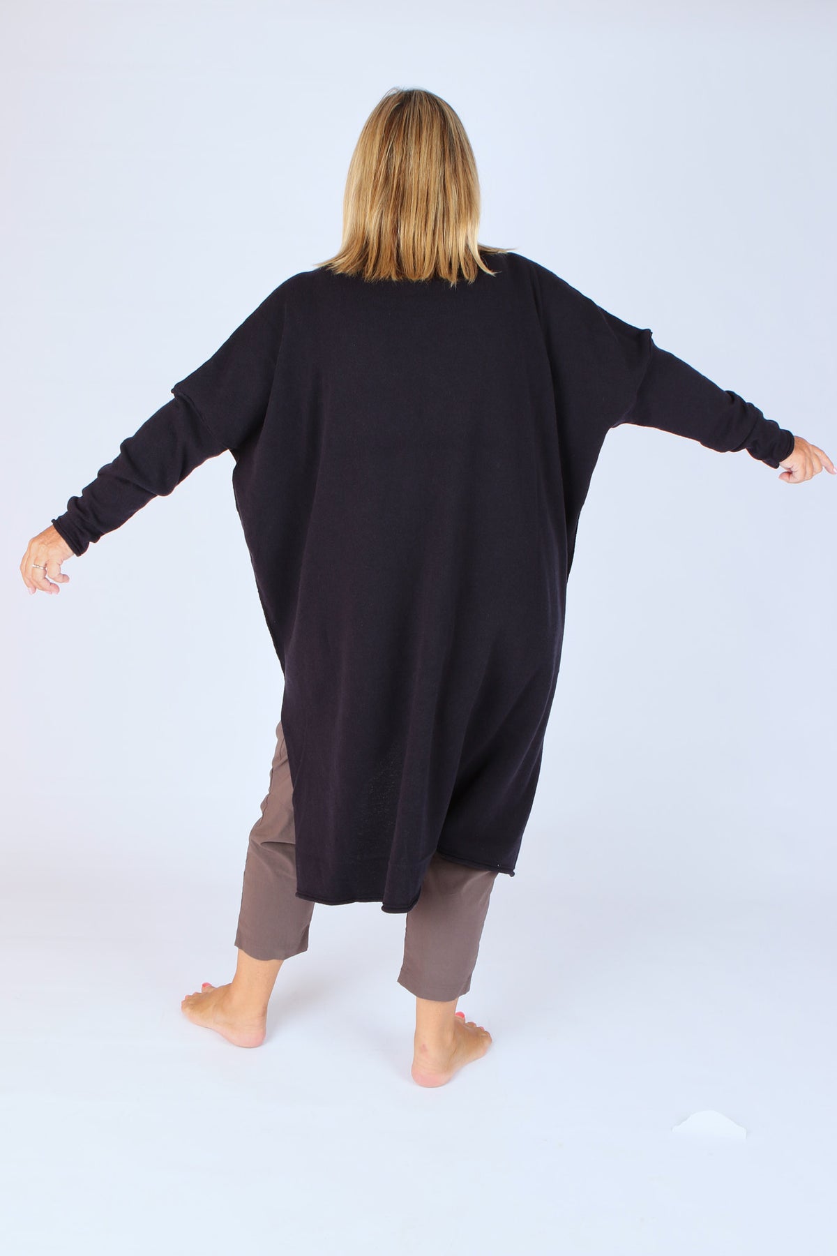 Capra Studio Cassia Pullover