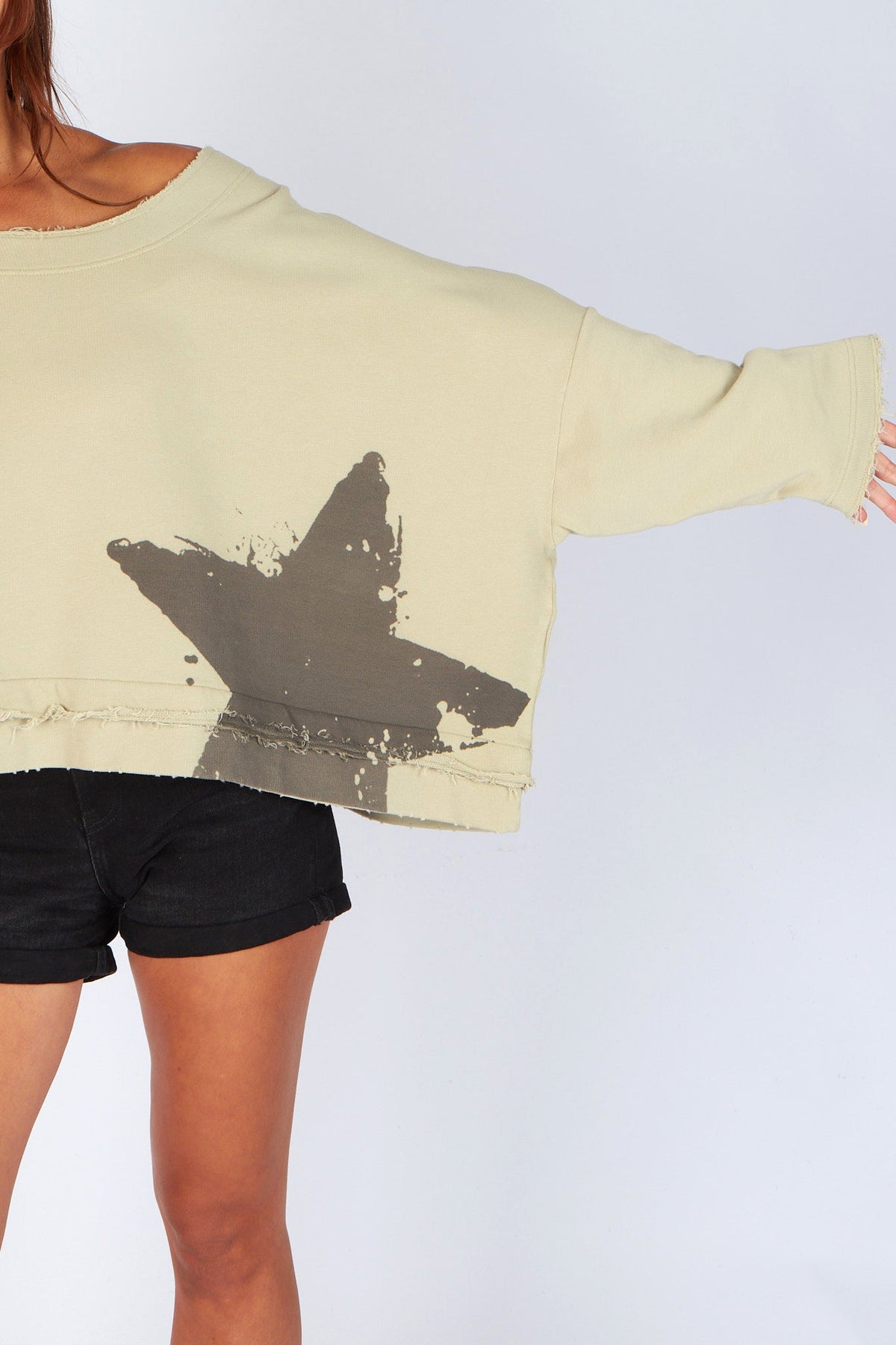 Estudio Viva Sofia Star Sweatshirt (Ecru)