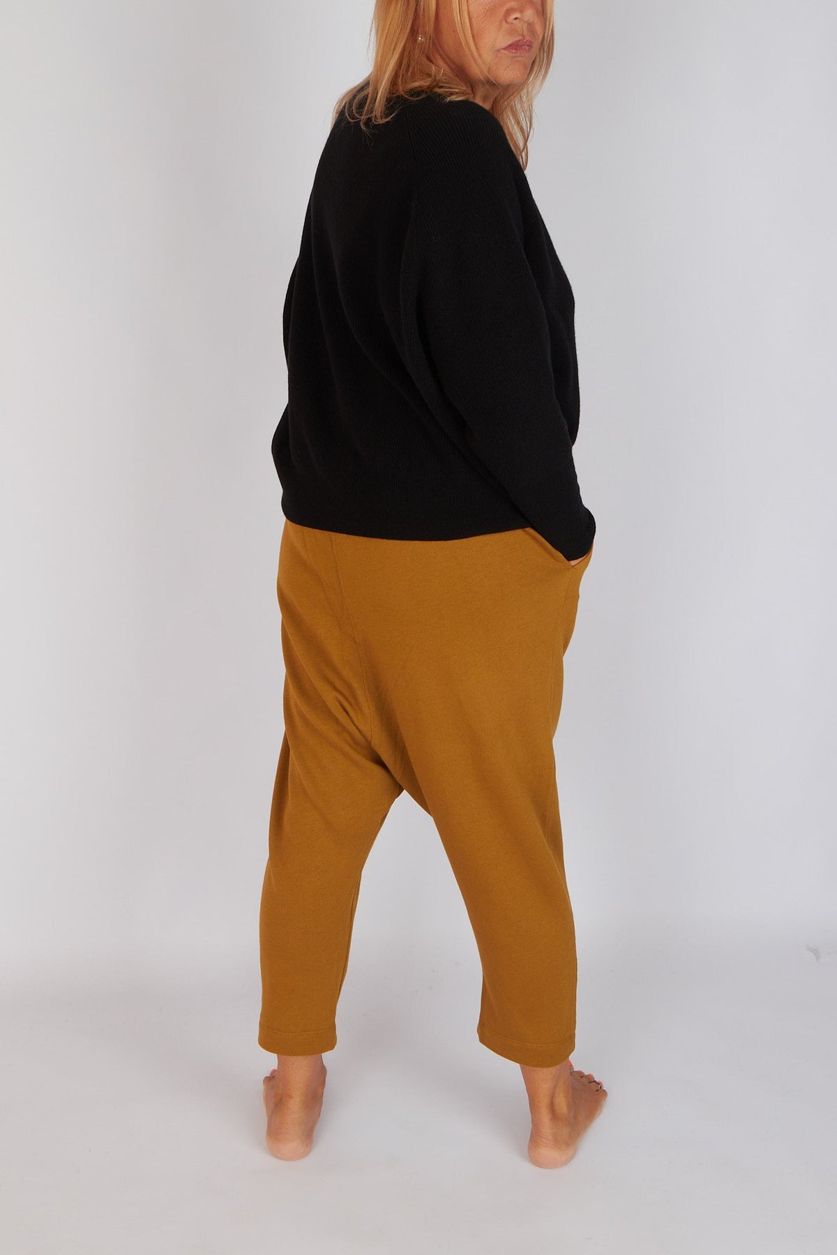 Capra Studio Leni Short Pullover (New Season Aug 26)