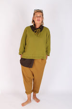 Estudio Viva Sofia Sweatshirt (Basil)