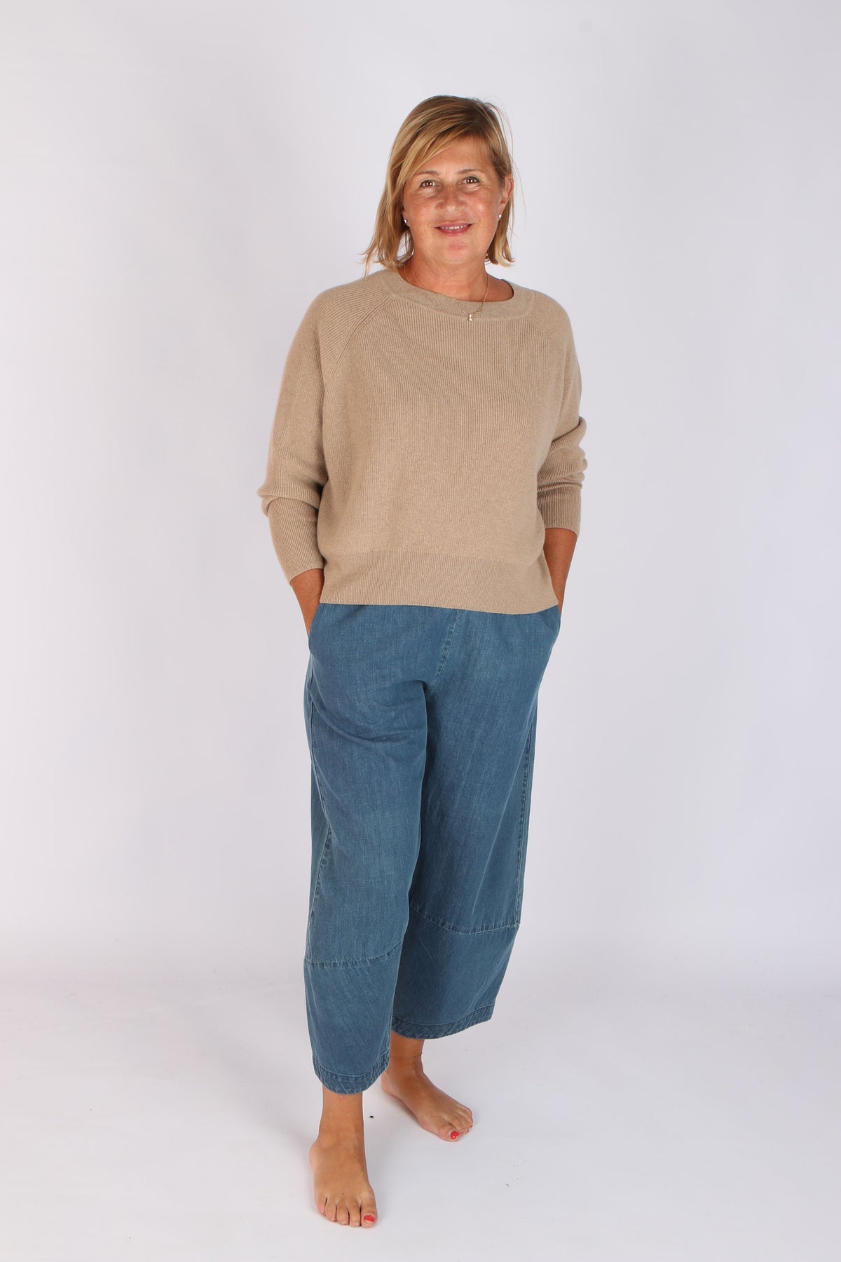 Capra Studio Leni Short Pullover