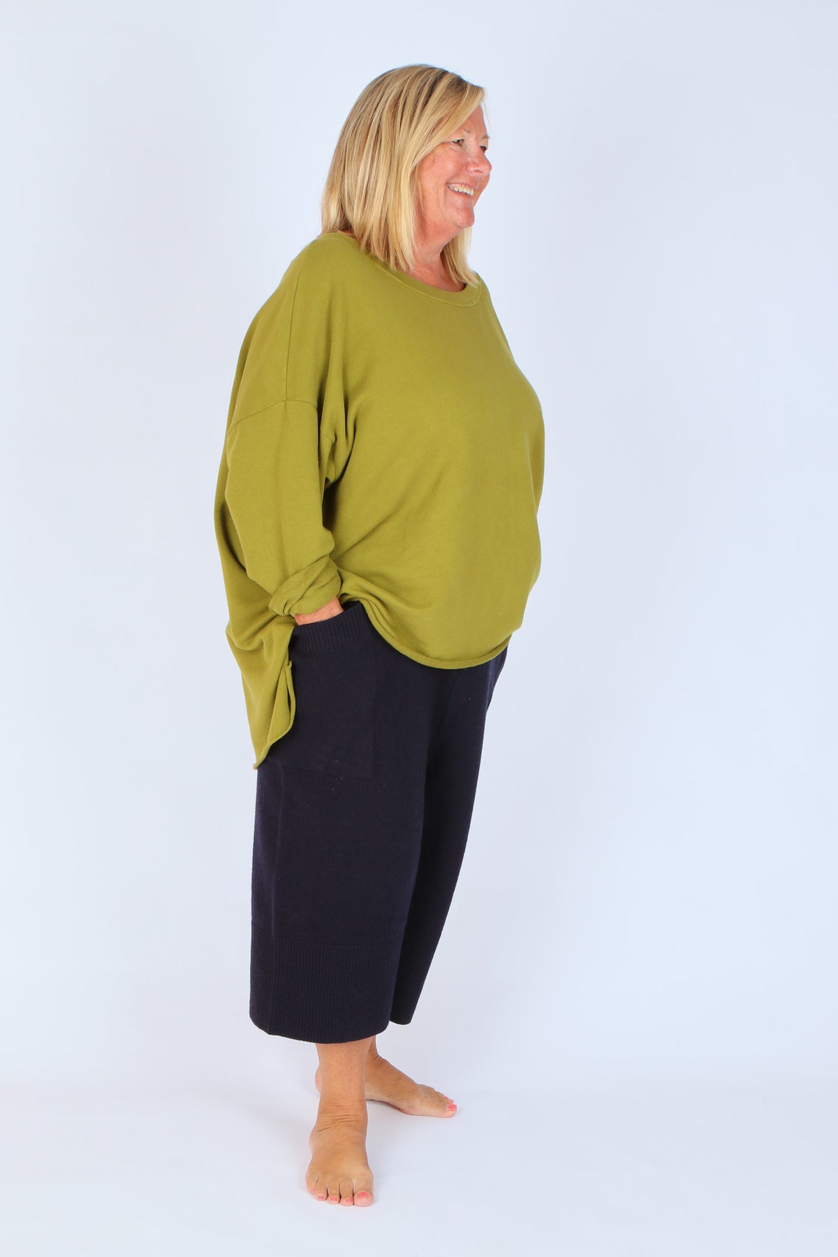 Estudio Viva Catarina Sweatshirt (Basil)