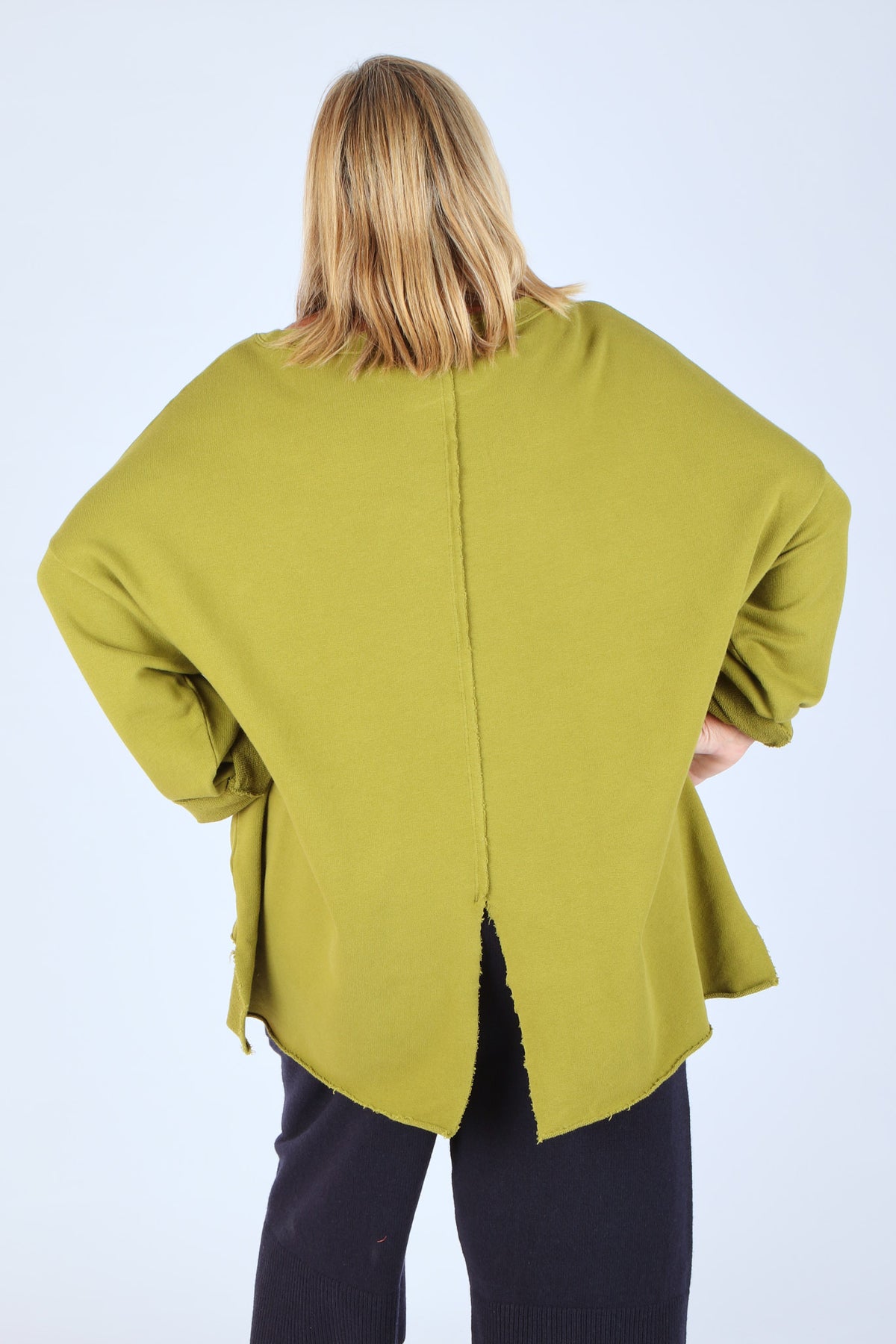 Estudio Viva Catarina Sweatshirt (Basil)