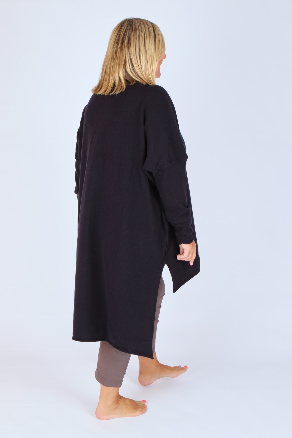 Capra Studio Cassia Pullover