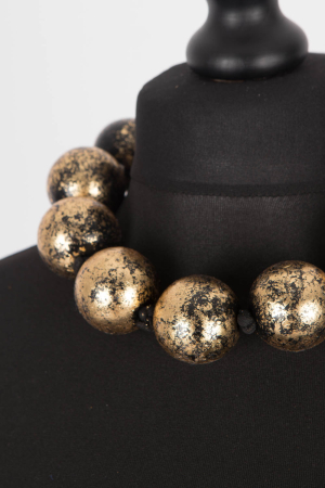 ji100311 - Jianhui Giant Beads Necklace @ Walkers.Style buy women's clothes online or at our Norwich shop.